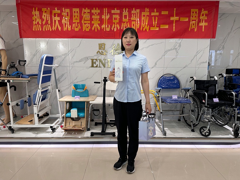 恩德萊邯鄲愛心店六一兒童節活動：孩子們錄制視頻，感恩溫情禮物