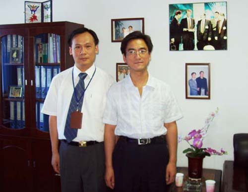衛生部綜合處高學成處長參觀了北京公司
