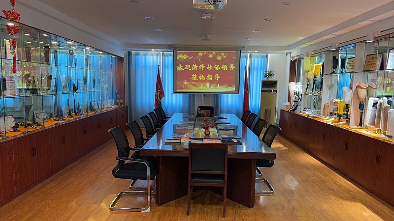 社保領導蒞臨山東恩德萊