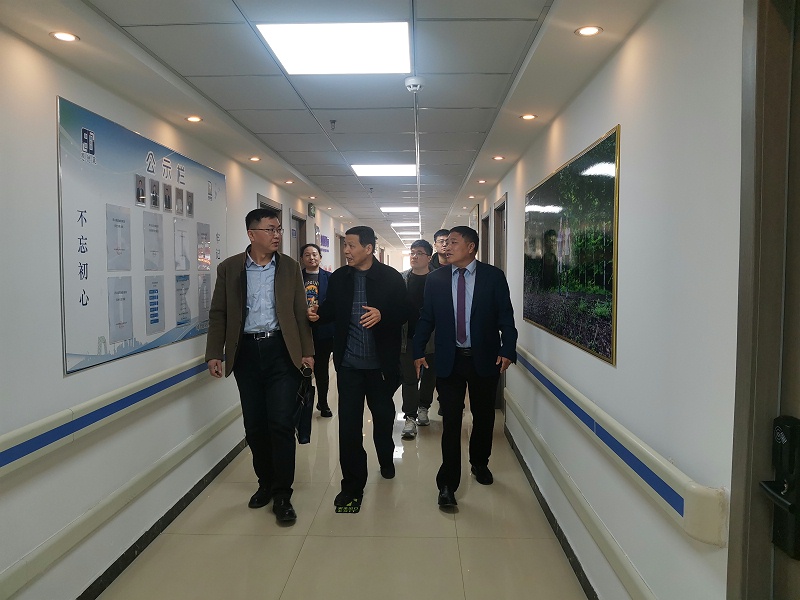社保領導蒞臨山東恩德萊de4b28bd9a223f6f9