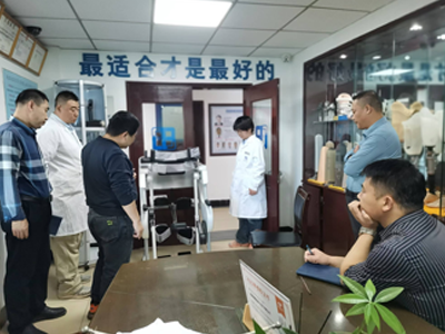 恩德萊天津愛心店開展下肢行走訓(xùn)練機器人專題培訓(xùn)