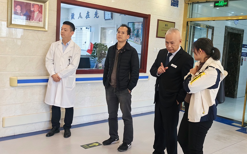 中國殘疾人輔助器具中心領導一行蒞臨恩德萊北京愛心店參觀指導工作